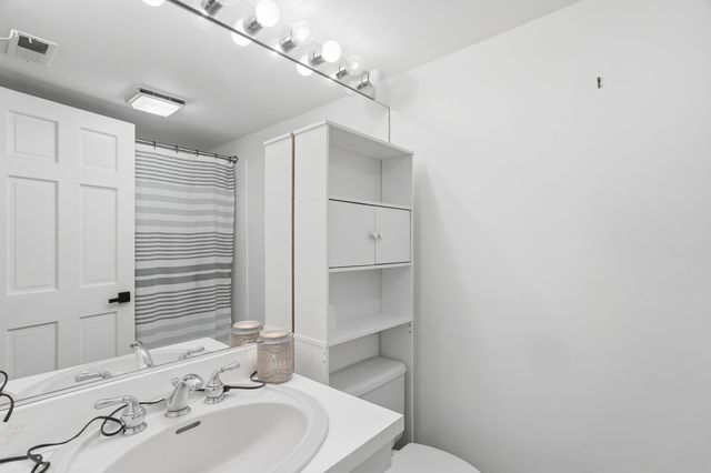 2039 Dorchester 3, Schererville, IN 46375