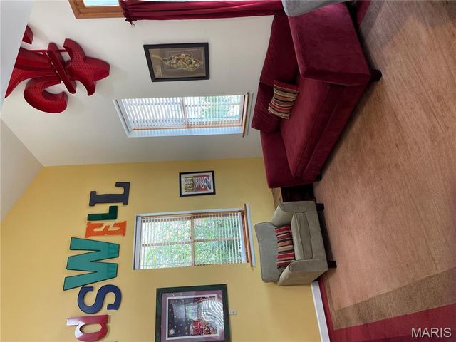 1014 Geyer Avenue, St Louis, MO 63104
