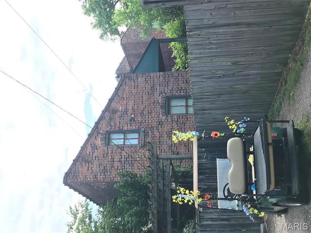 1014 Geyer Avenue, St Louis, MO 63104