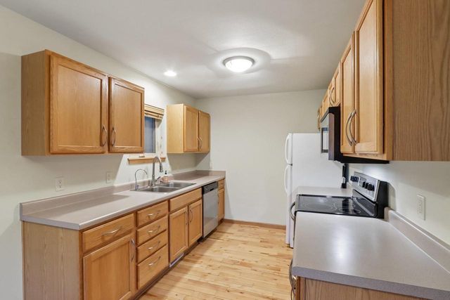 641 E Dayton Street, Madison, WI 53703