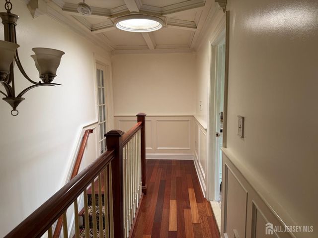 118 Swarthmore Terrace, Metuchen, NJ 08840