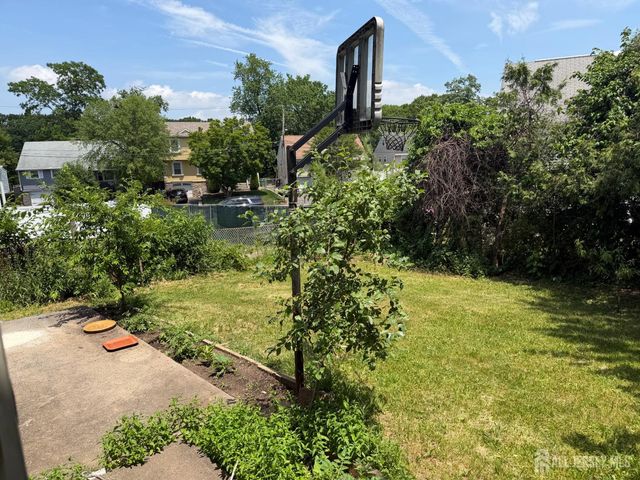 118 Swarthmore Terrace, Metuchen, NJ 08840