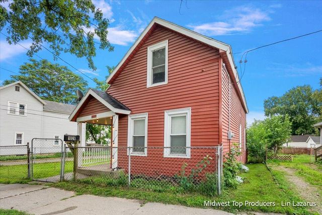 1024 Butterworth Street, Grand Rapids, MI 49504