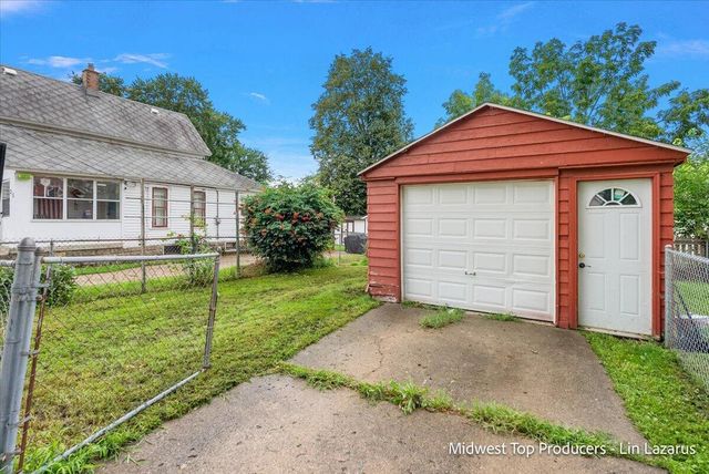 1024 Butterworth Street, Grand Rapids, MI 49504