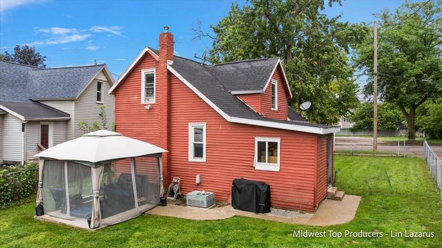 1024 Butterworth Street, Grand Rapids, MI 49504