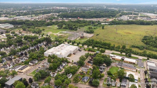 1024 Butterworth Street, Grand Rapids, MI 49504