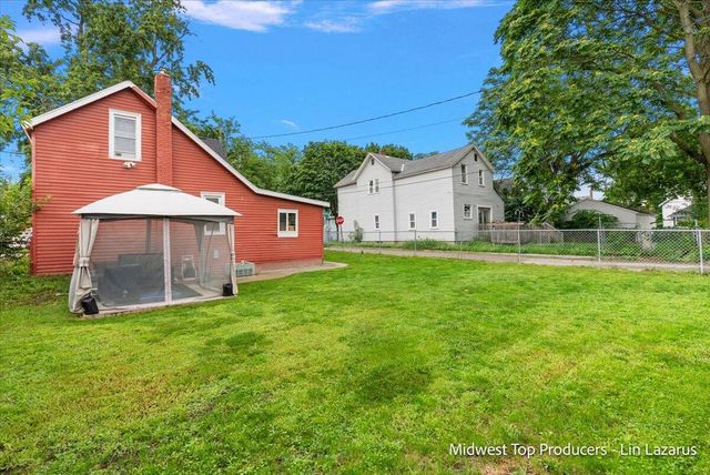1024 Butterworth Street, Grand Rapids, MI 49504