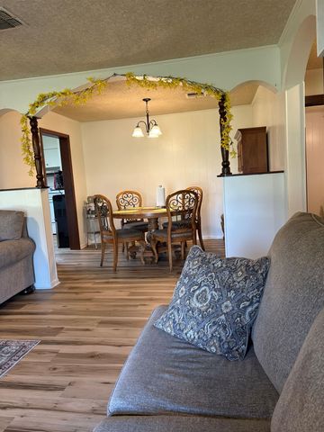 1119 Caroline St, Thibodaux, LA 70301