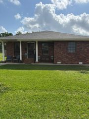 1119 Caroline St, Thibodaux, LA 70301