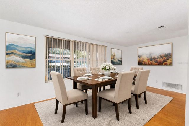 560 E COUNTRY CLUB DRIVE, Williston, FL 32696