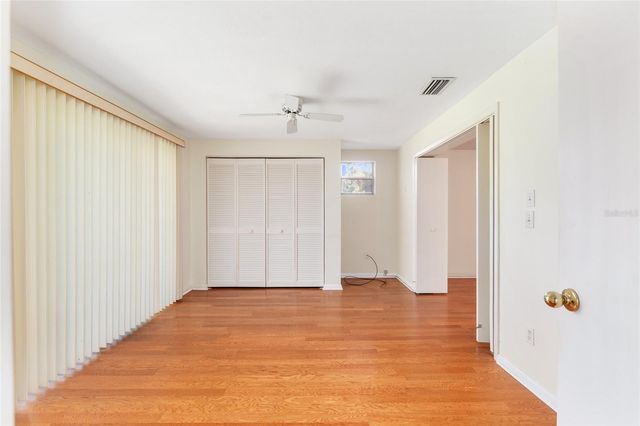 560 E COUNTRY CLUB DRIVE, Williston, FL 32696