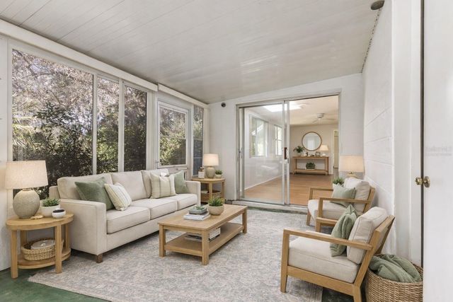 560 E COUNTRY CLUB DRIVE, Williston, FL 32696