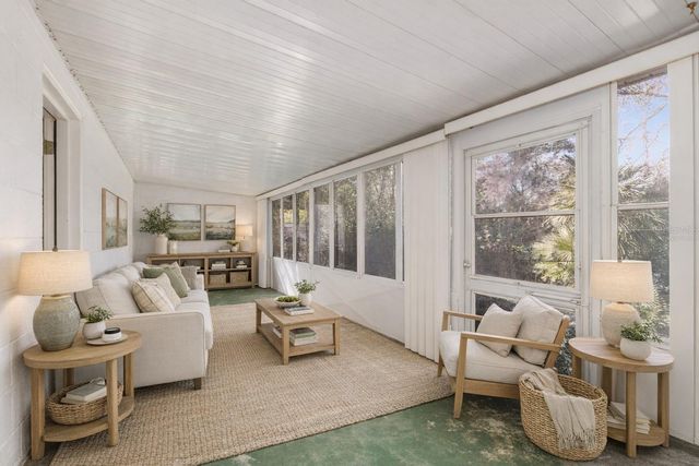 560 E COUNTRY CLUB DRIVE, Williston, FL 32696