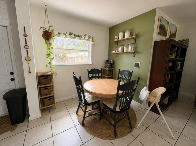 818 Glenridge Drive, West Palm Beach, FL 33405
