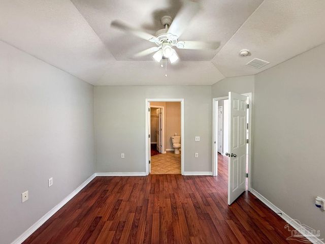 5919 Bilek Dr, Pensacola, FL 32526