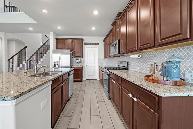 8207 Oxbow Manor Lane, Cypress, TX 77433