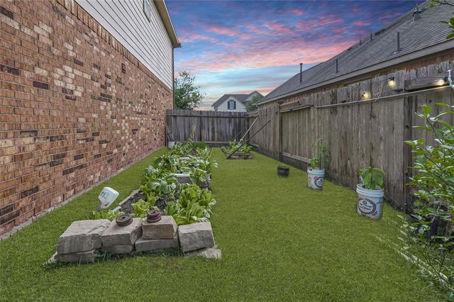 8207 Oxbow Manor Lane, Cypress, TX 77433
