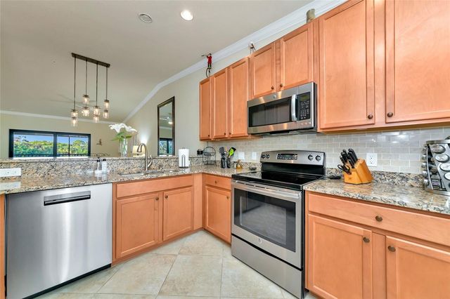 6807 GRAND ESTUARY TRAIL 202, Bradenton, FL 34212