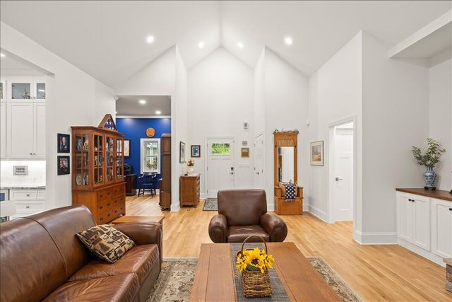 3710 River Road, Decatur, TN 37322