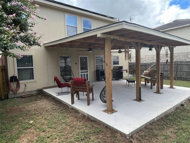 207 Remington RUN, Bastrop, TX 78602