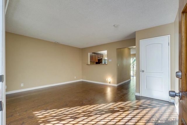 948 Gillespie Dr, Spring Valley, CA 91977