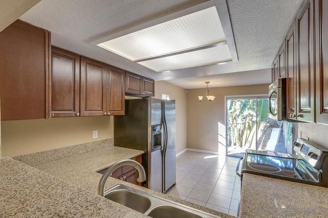 948 Gillespie Dr, Spring Valley, CA 91977