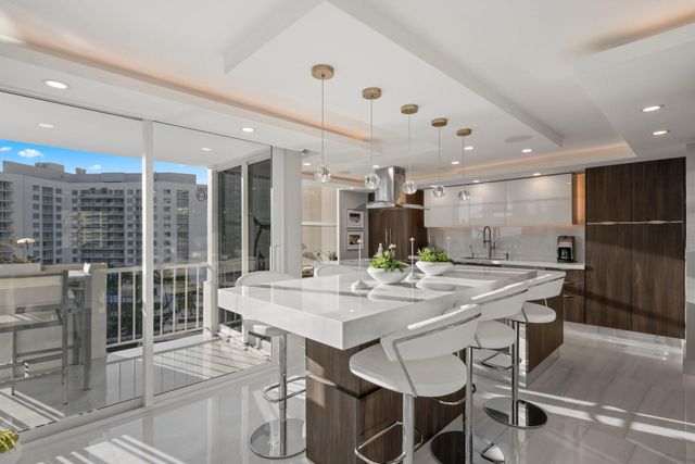 2800 E Sunrise Boulevard 10A, Fort Lauderdale, FL 33304