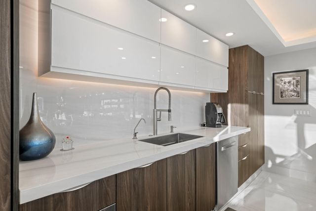 2800 E Sunrise Boulevard 10A, Fort Lauderdale, FL 33304