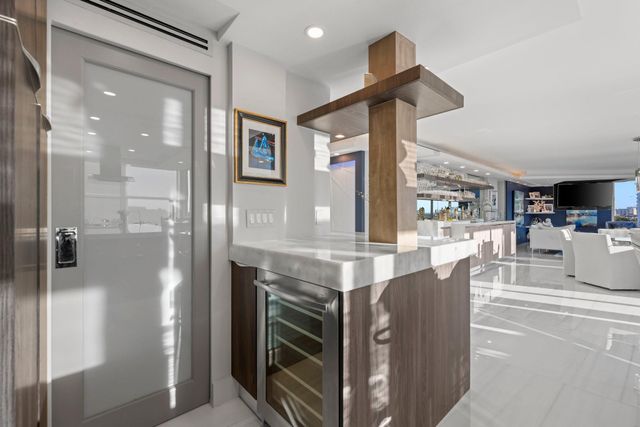 2800 E Sunrise Boulevard 10A, Fort Lauderdale, FL 33304