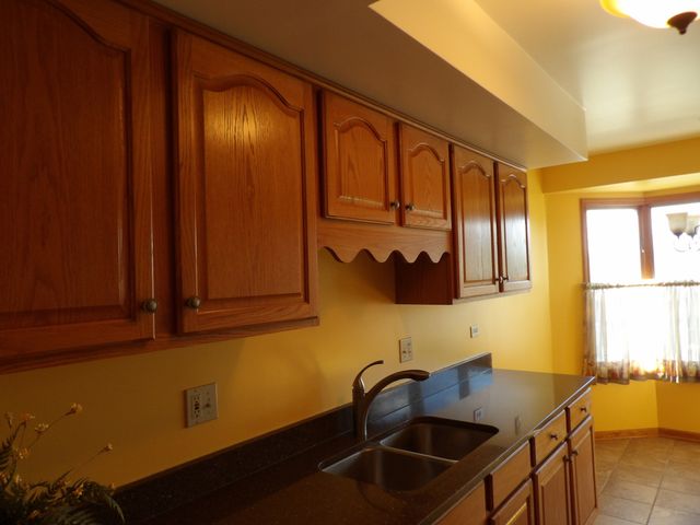 3640 186th Street 402, Lansing, IL 60438