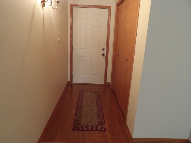 3640 186th Street 402, Lansing, IL 60438