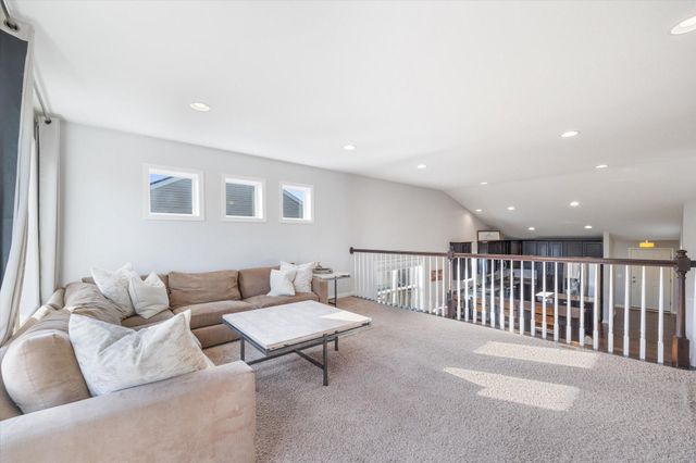 4109 127th Trail, Savage, MN 55378