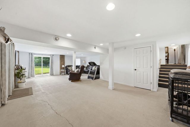 745 Lois Ridge Rd, Lynchburg, TN 37352