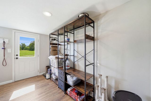 745 Lois Ridge Rd, Lynchburg, TN 37352