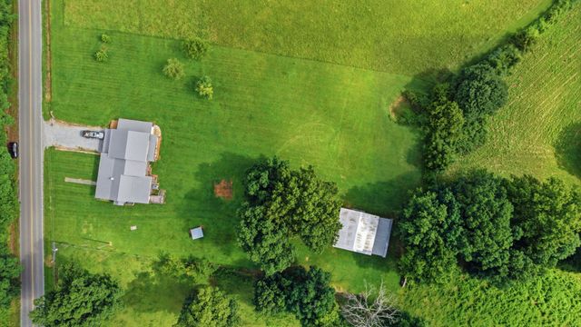 745 Lois Ridge Rd, Lynchburg, TN 37352