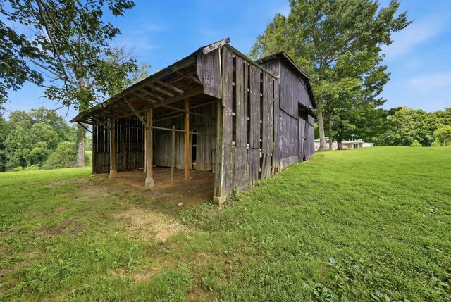 745 Lois Ridge Rd, Lynchburg, TN 37352