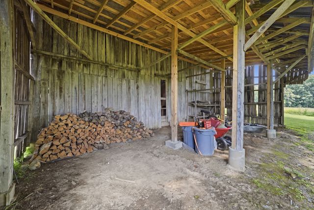 745 Lois Ridge Rd, Lynchburg, TN 37352