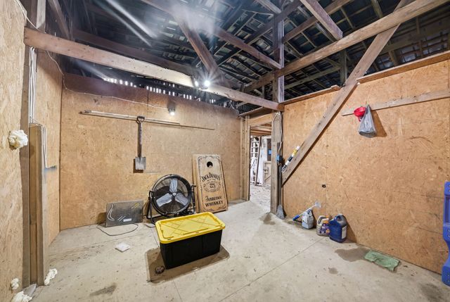 745 Lois Ridge Rd, Lynchburg, TN 37352