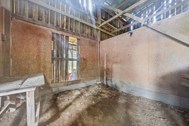 745 Lois Ridge Rd, Lynchburg, TN 37352