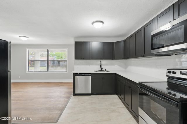 1819 W 10TH Street, Jacksonville, FL 32209