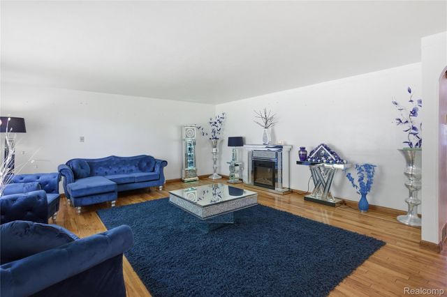 2705 Glendale Road, Summit Township, MI 49203