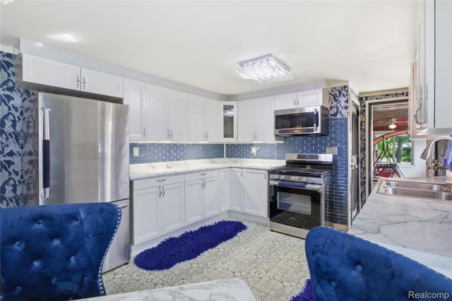 2705 Glendale Road, Summit Township, MI 49203
