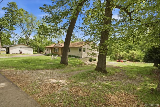 2705 Glendale Road, Summit Township, MI 49203