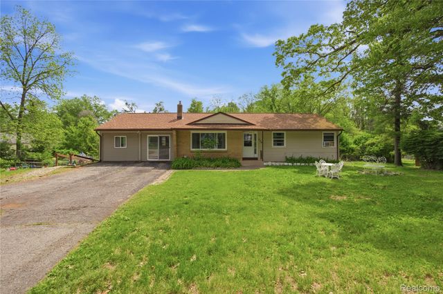 2705 Glendale Road, Summit Township, MI 49203
