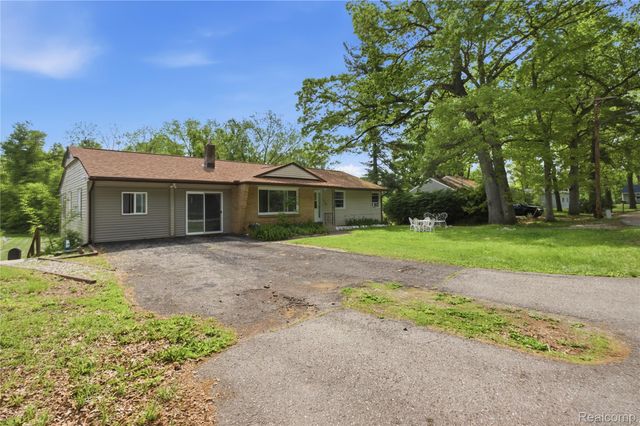 2705 Glendale Road, Summit Township, MI 49203