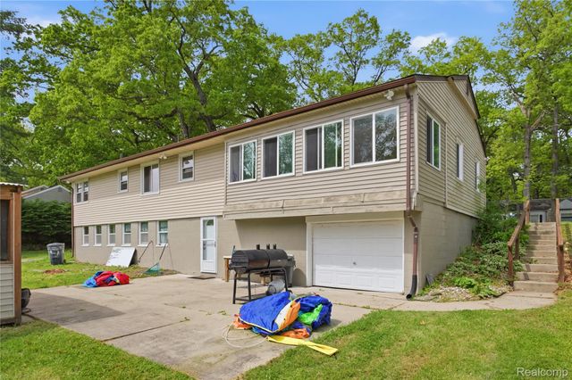 2705 Glendale Road, Summit Township, MI 49203