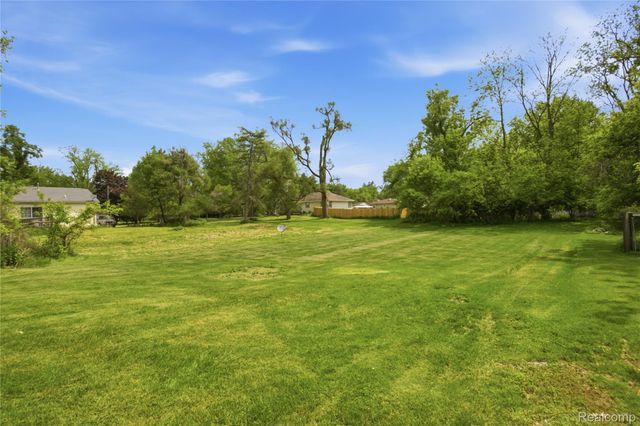 2705 Glendale Road, Summit Township, MI 49203
