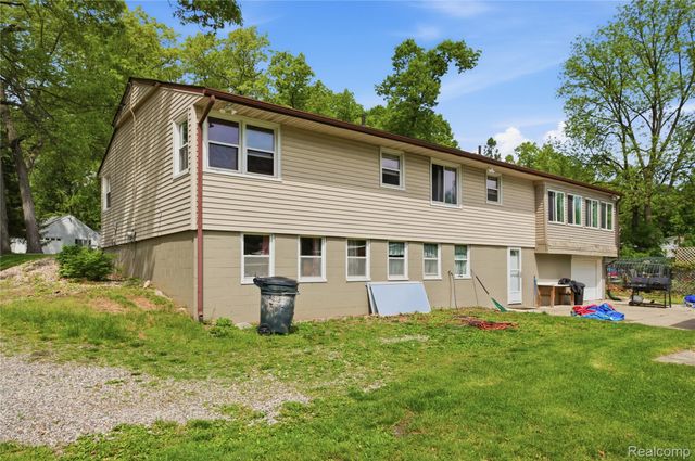 2705 Glendale Road, Summit Township, MI 49203