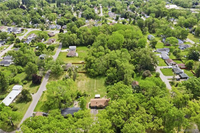 2705 Glendale Road, Summit Township, MI 49203