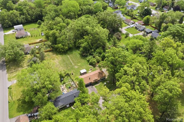 2705 Glendale Road, Summit Township, MI 49203